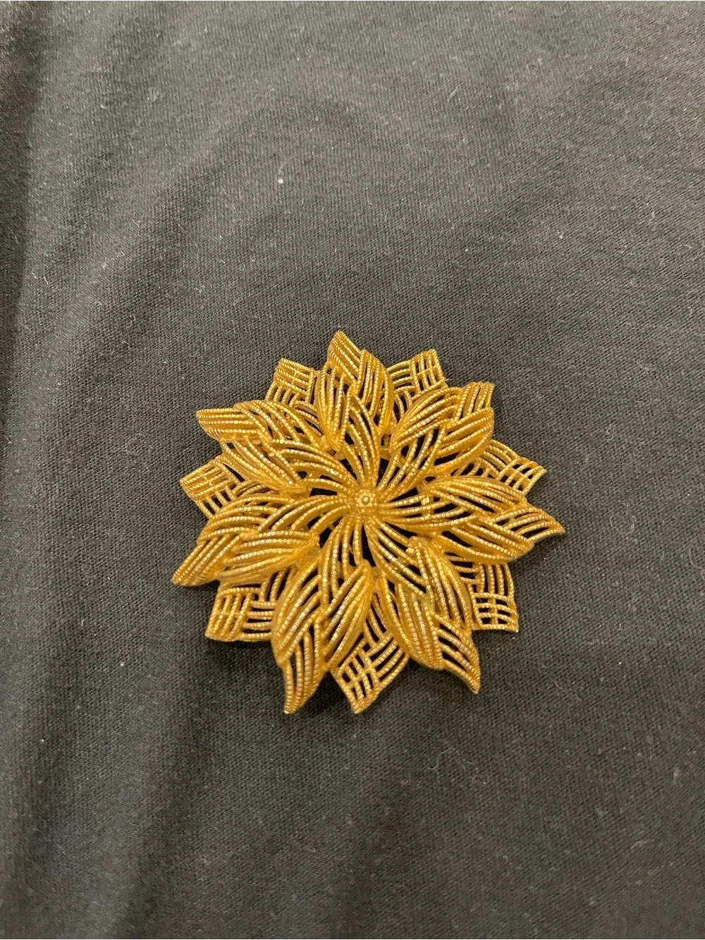 Vintage Brooch Lot Gold ,Wood, Flowers Set of 6